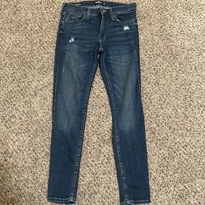 I am selling it because it no longer works for me